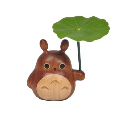 Tượng gỗ Totoro